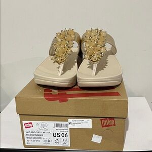 Fitflop Beaded Metallic Cream Toe-Post Sandals - Cream/Gold